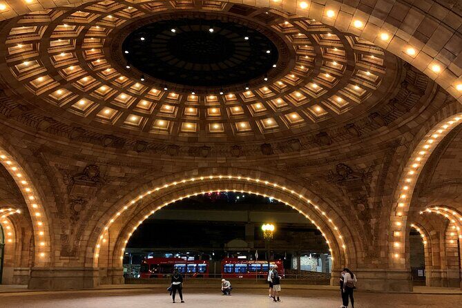 Black & Ghost Tour - The Atmosphere and Experience