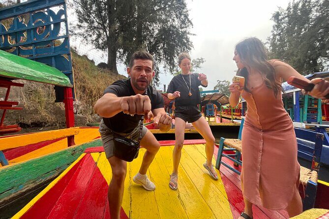 Boat Tour in Mexico City and Live Guide Drinks and Tacos - An In-Depth Look at the Tour Experience