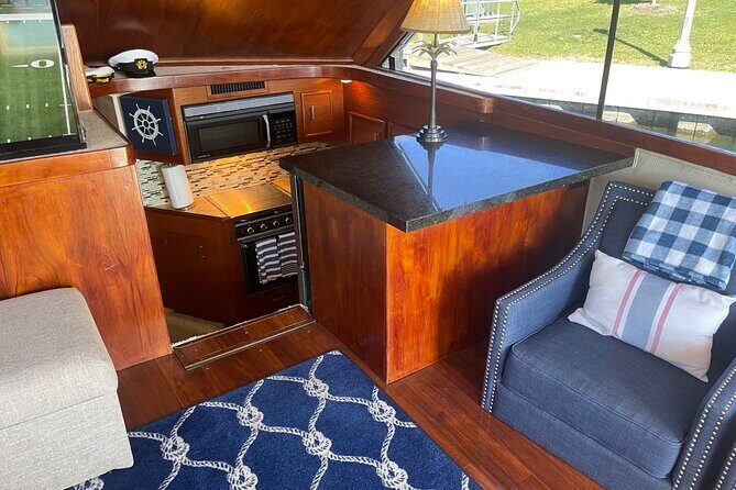 Boating or Fishing Charter Chicago's Lake Michigan - Onboard Comfort and Amenities