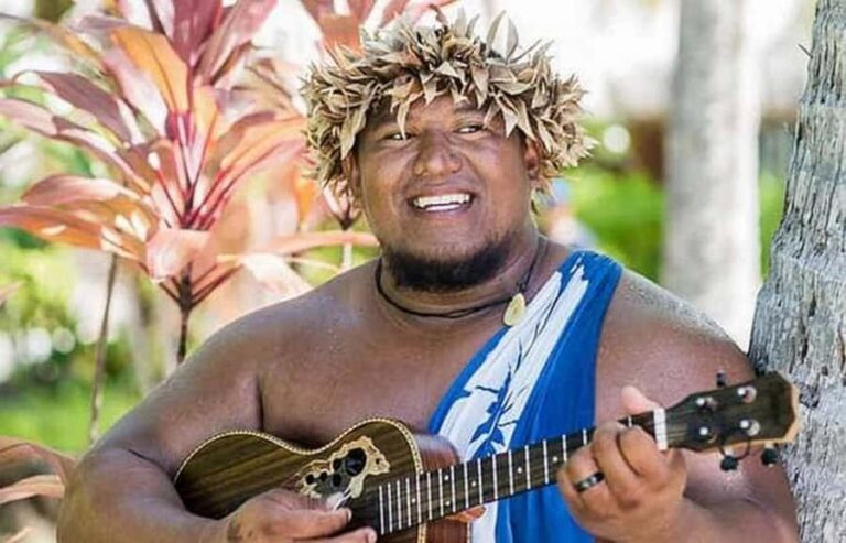 Bora Bora: Lagoon Snorkeling Half-Day Private Boat Tour - What You Can Expect: A Step-by-Step Breakdown