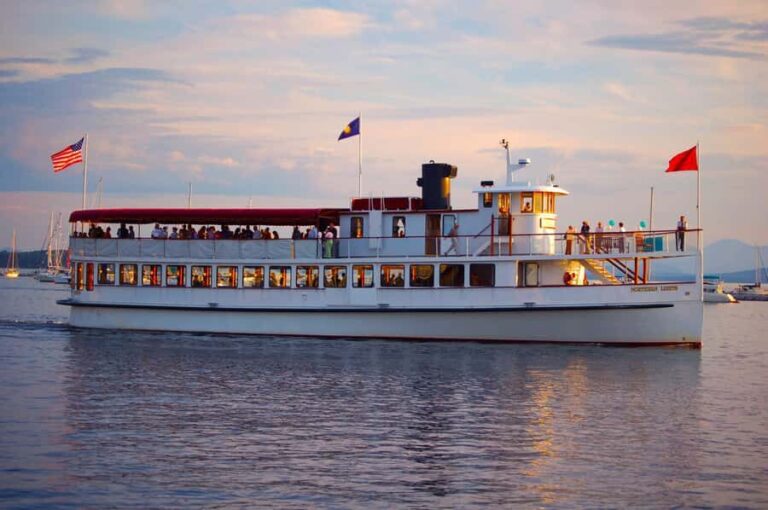 Boston: City Lights Sightseeing Cruise on Classic Boat - How Good Is the Value?