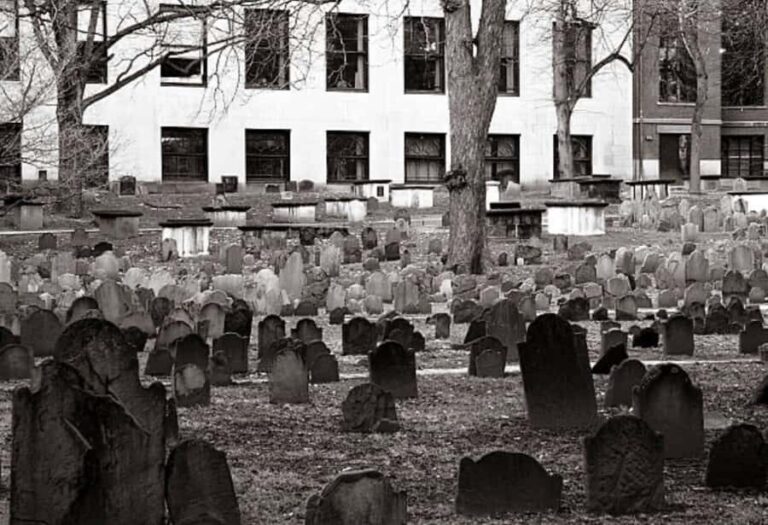 Boston: Private Haunted Ghost Tour After Dark - What Makes This Tour Stand Out?