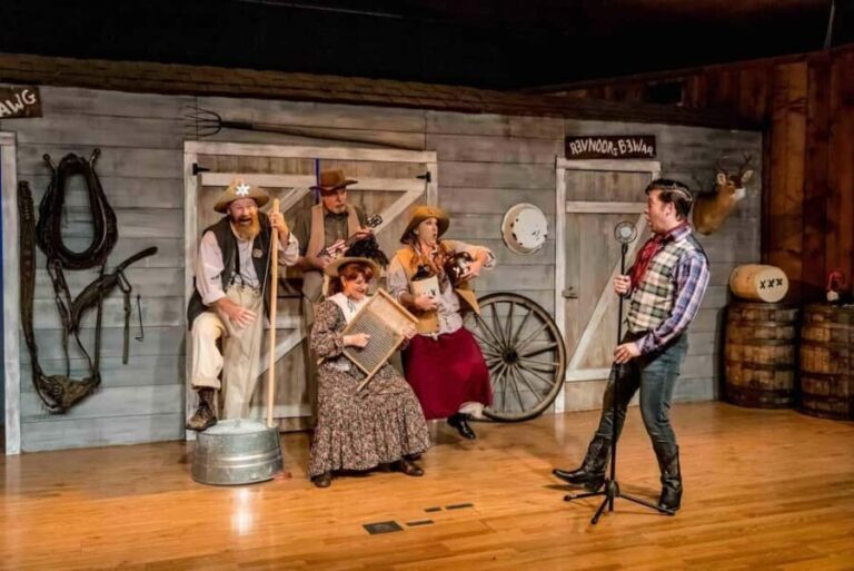 Branson: Whodunnit Hoedown Murder Mystery Dinner Show - Who Should Consider This Experience?