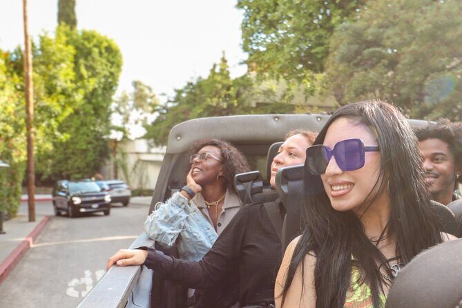 Bundle & Save: Celebrity Homes Tour with Hop-On Hop-Off Bus - The Celebrity Homes Tour: A Closer Look