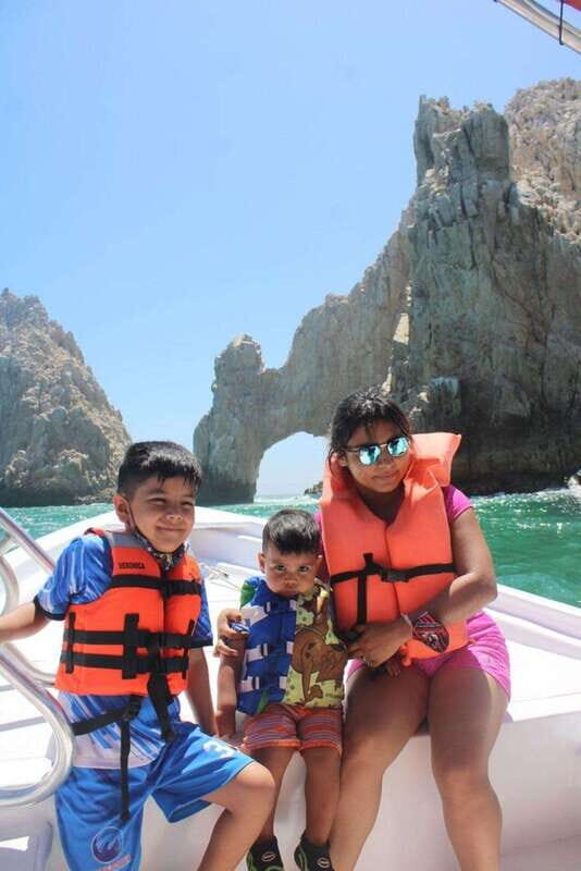 Cabo Glass-Bottom Boat  Arch, Marine Life & Scenic Views - Why This Tour Might Be Perfect for You