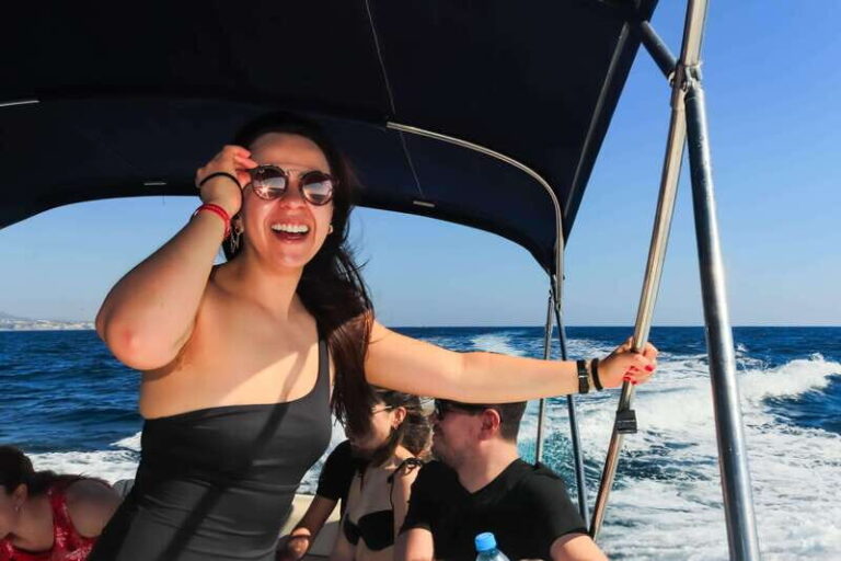 Cabo Private Yacht Tour: The Arch, Sea Lions & Scenic Beach - Exploring the Experience in Detail