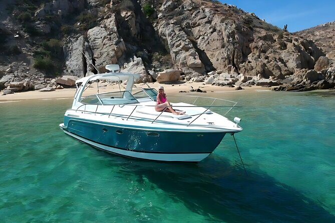 Cabo San Lucas 34ft Private Yacht with Drinks Included - FAQ