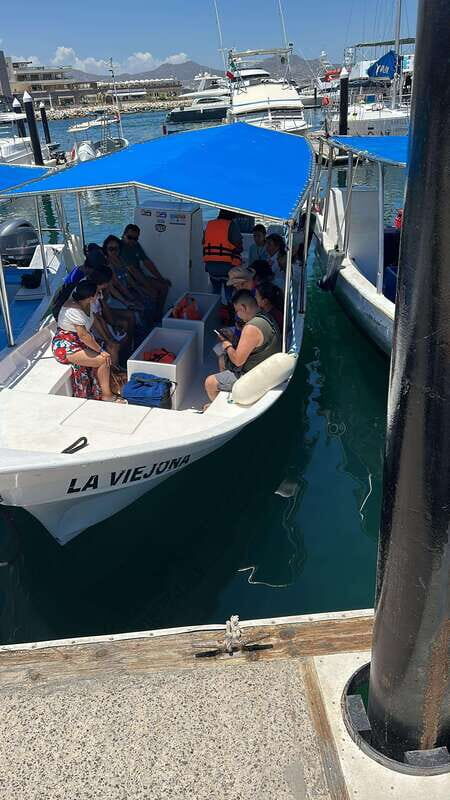 Cabo San Lucas: boat tour around the peninsula and stay at the beach - Who Is This Tour Best For?