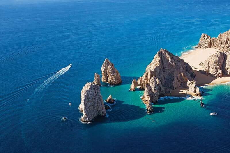 Cabo San Lucas: glass-bottom boat ride to "End of the Earth" - The Experience: What to Expect from Start to Finish