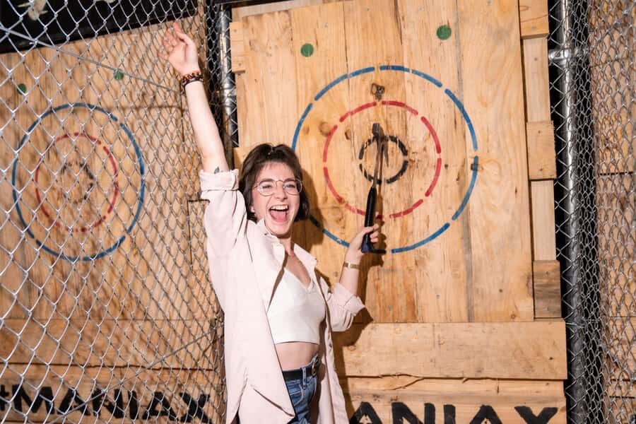 Canberra: Axe Throwing Session - 1 Hour - The Value of the Experience