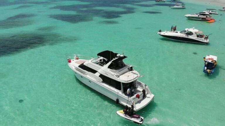 Cancun: 4-hour 55ft Luxury Yacht Rental with Food and Drinks - What’s Included and What’s Not