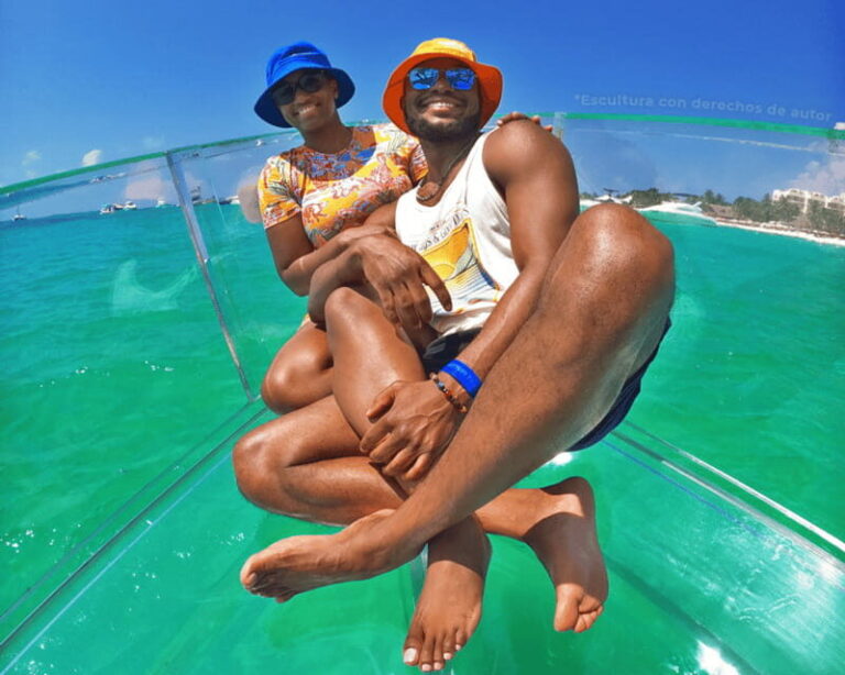 Cancun: Boat trip with transparent bottom and drinks - Practical details and tips