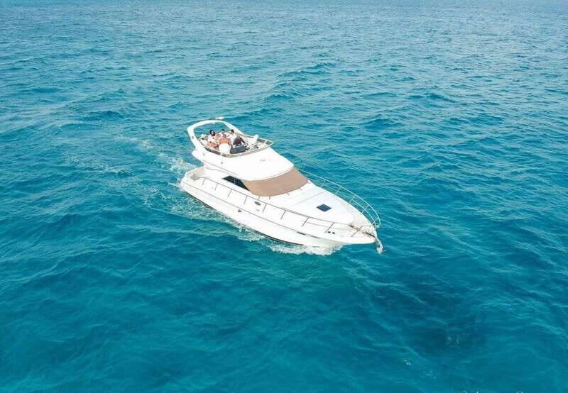 Cancun: Exclusive Sea Ray Express Bridge for 14 people - Price and Value Considerations