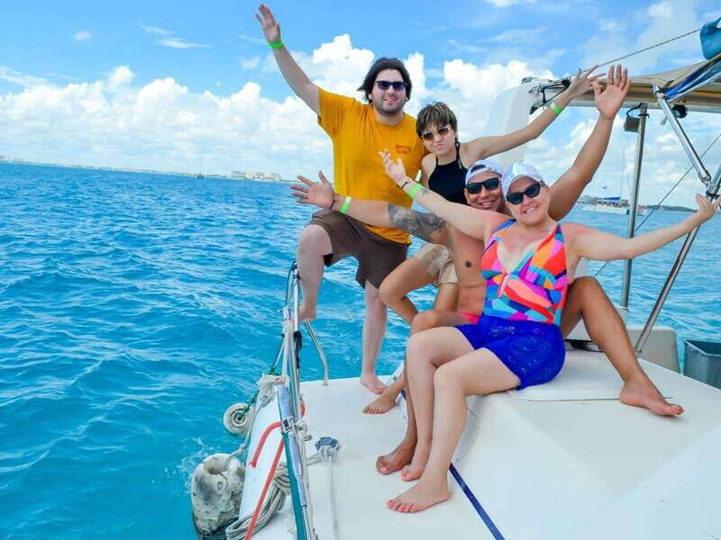 Cancun: Isla Mujeres Catamaran Tour with Open Bar of Drinks - What You Can Expect from This Tour