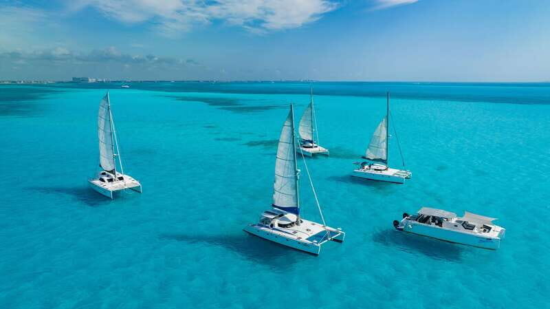 Cancun: Private Catamaran with Open Bar & Snorkeling Option - The Landscape and Views