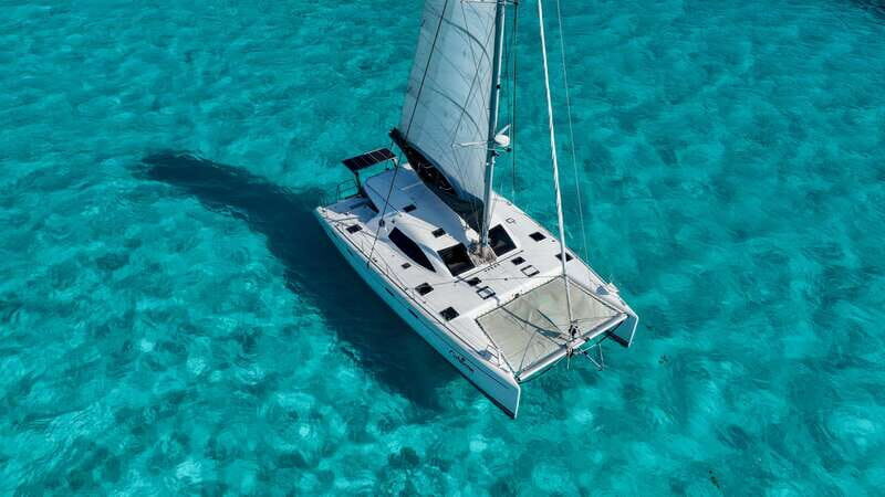 Cancún Private Catamaran with Snorkel and Open Bar - A closer look at the experience