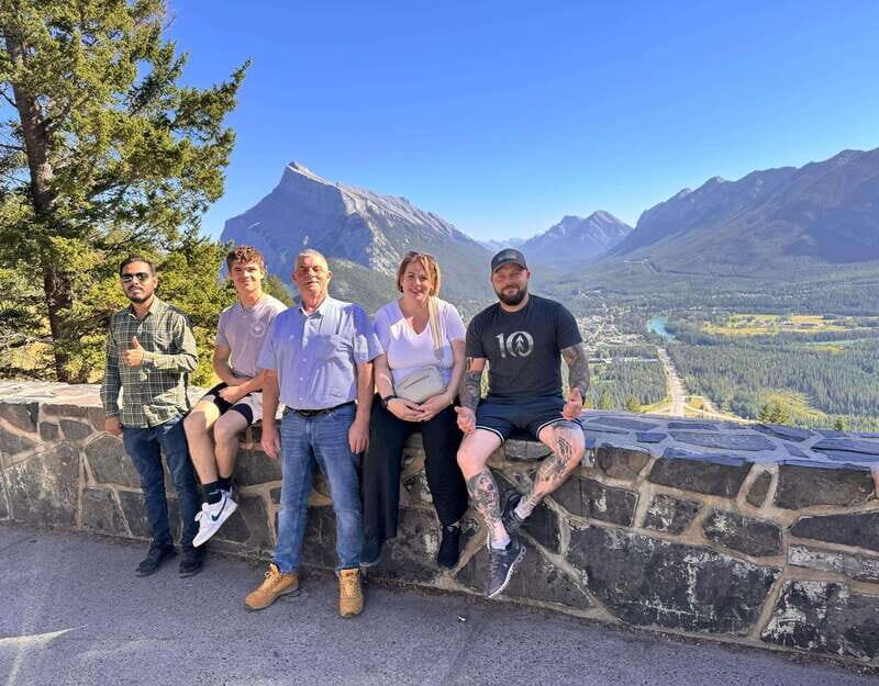 Canmore/Banff: Columbia Icefield, Skywalk, Peyto Day Tour - The Travel Experience: What You Can Expect on This Tour