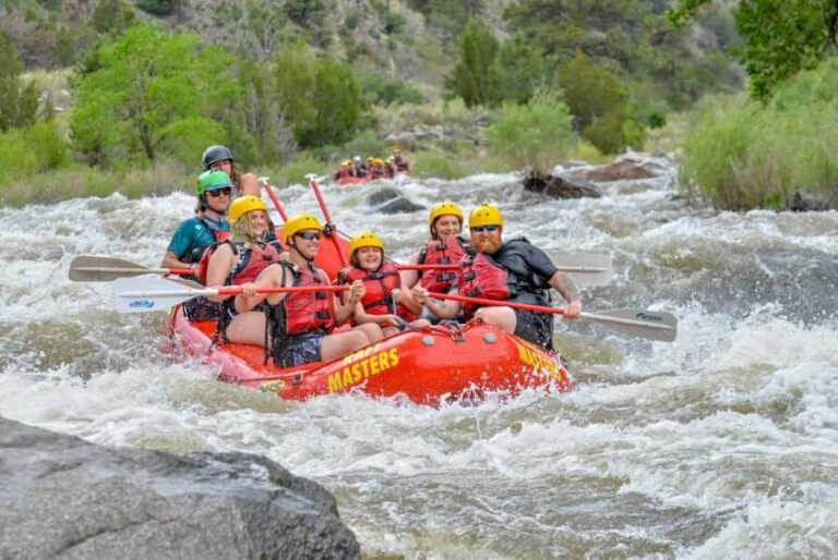 Cañon City: Bighorn Rafting With Lunch, Wetsuit and Photos - The Food and Photo Experience