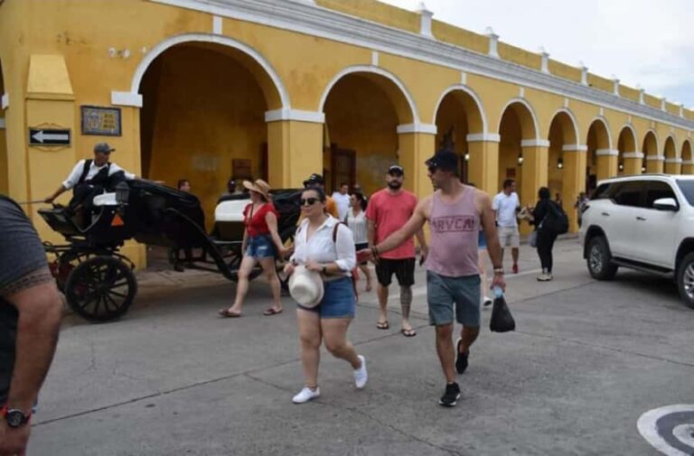 Cartagena: Panoramic City Tour, Monuments, Walls, Castle - Practical Details and Tips