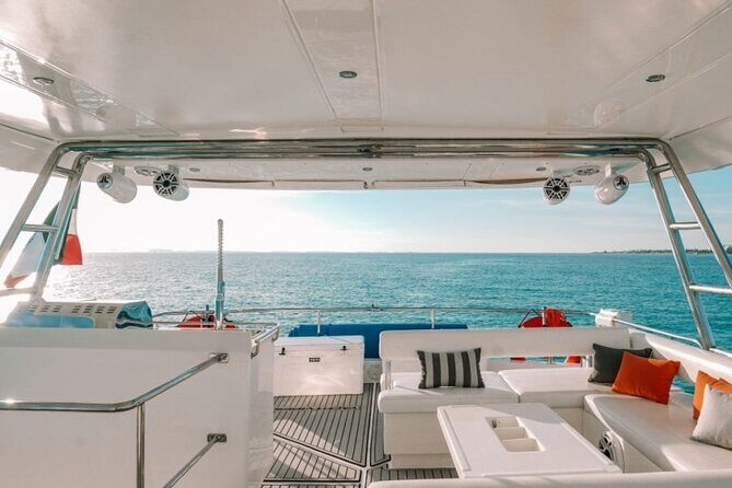 Catamaran and Reef Snorkel in Cancun - Logistics and Practical Tips