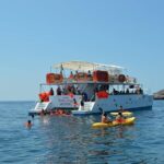 Catamaran Islas Marietas - Snorkel & Open Bar - Group Size and Atmosphere