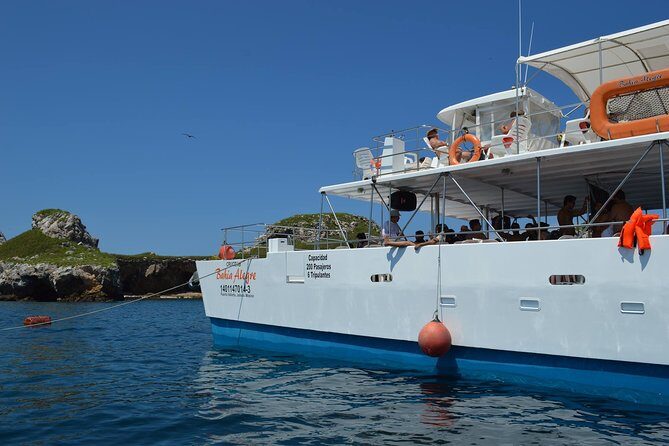 Catamaran On Islas Marietas - With Open Bar - Who Is This Tour Best Suited For?