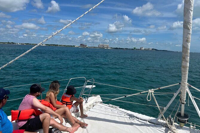 Catamaran Sail with Snorkeling and Beach Club of Isla Mujeres - Snorkeling at El Meco Reef: Highlights and Considerations