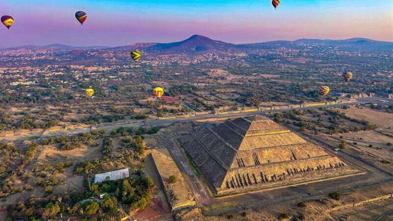 CDMX: Fly over Teotihuacan in a hot air balloon and visit the Basilica of Guadalupe - What We Think About the Price and Value