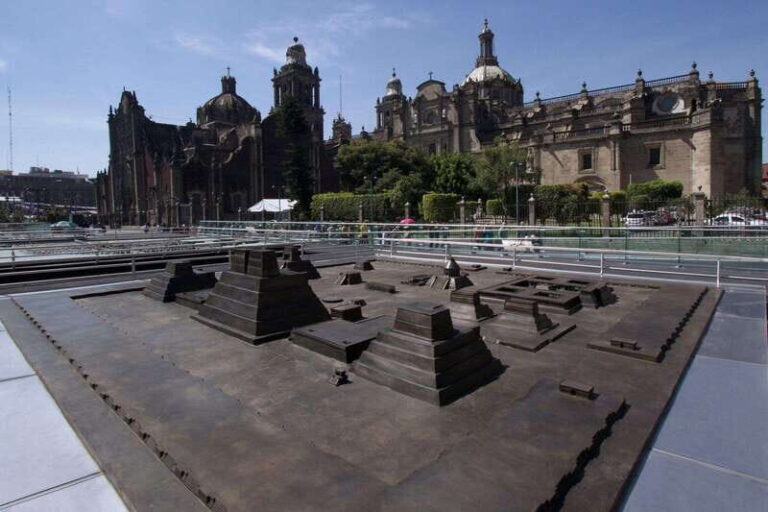 CDMX: visit the Museum of Anthropology and Templo Mayor, option to Teotihuacán - Moving Through Downtown Mexico City