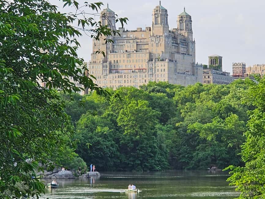 Central Park, NY: Nature, Architecture and Movie Scenes Tour - Celebrity Homes and Historic Spots