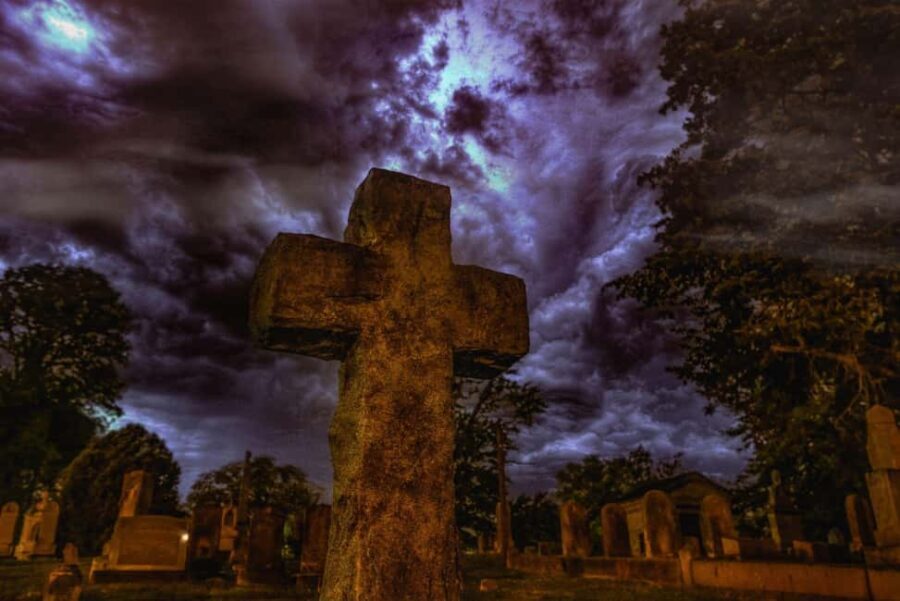 Chains, Coffins, & Curses: Charlottesville Ghost Tours - Who Would Love This Tour?
