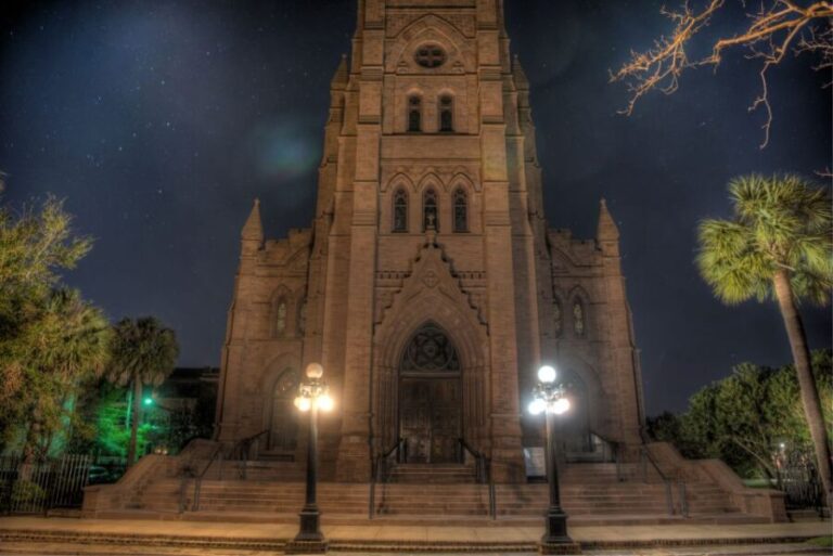 Charleston: Death and Depravity Ghost Walking Tour - What to Expect on the Death and Depravity Ghost Tour