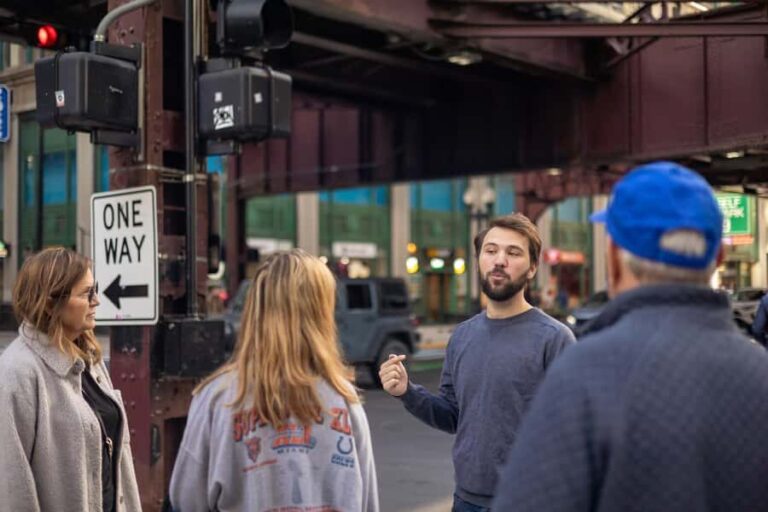 Chicago: Architecture & True Crime History - The Dark Side of Chicago: True Crime Stories