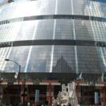 Chicago: Icons Guided Architecture Walking Tour - The Guide and Learning Experience