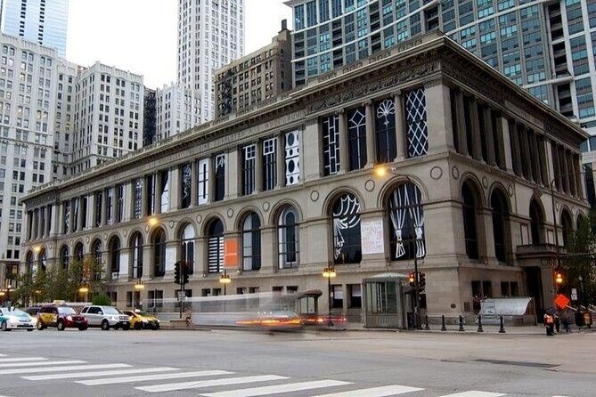 Chicago Loop Private Walking Tour with a Guide - Key Points