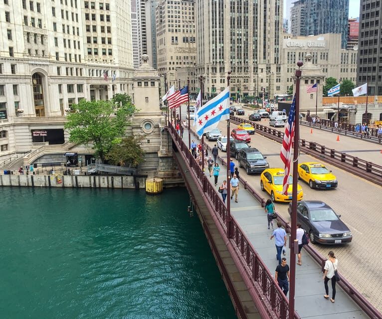 Chicago: Magnificent Mile Walking Tour - What to Expect from the Tour