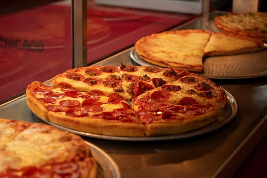 Chicago: The Ultimate Foodie Walking Tour with Tasty Stops - An In-Depth Look at What Youll Experience