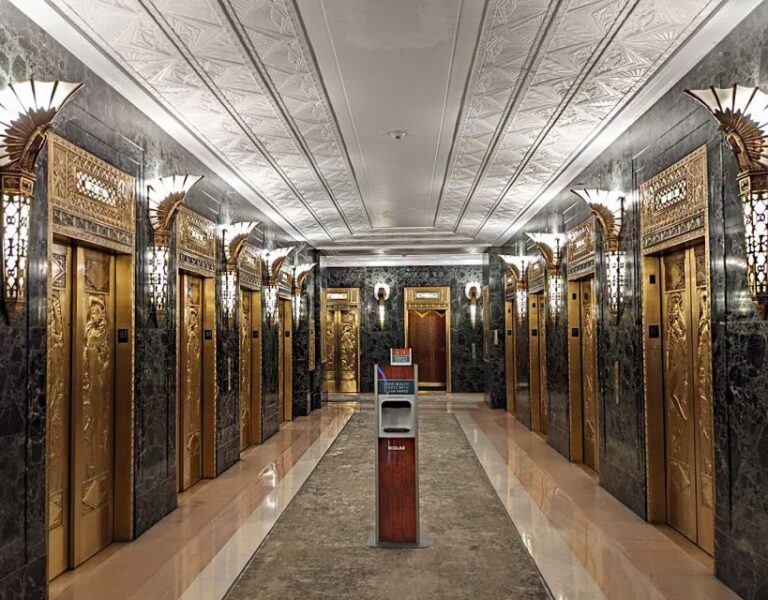 Chicago Walking Tour: See Inside Art Deco Masterpieces - A Deep Dive into the Art Deco Experience