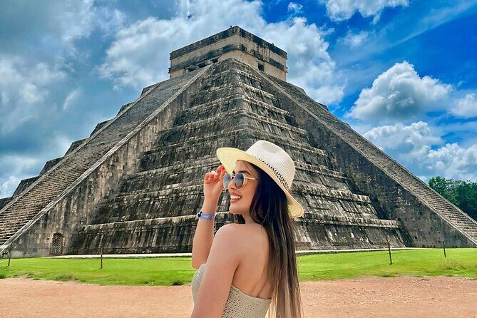 Chichén Cenote and ValladolidkTour with Buffet Lunch from Tulum - The Sacred Cenote: A Natural Wonder