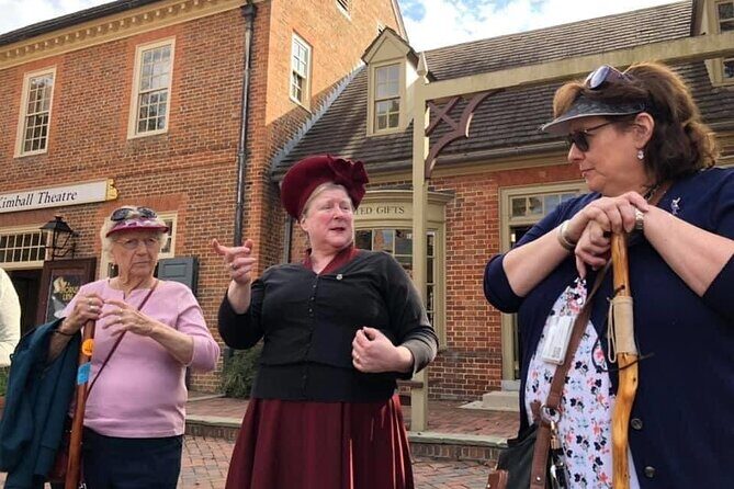 Christmas on the Homefront: A 1-Hour World War II Character Tour - The Value of the Tour