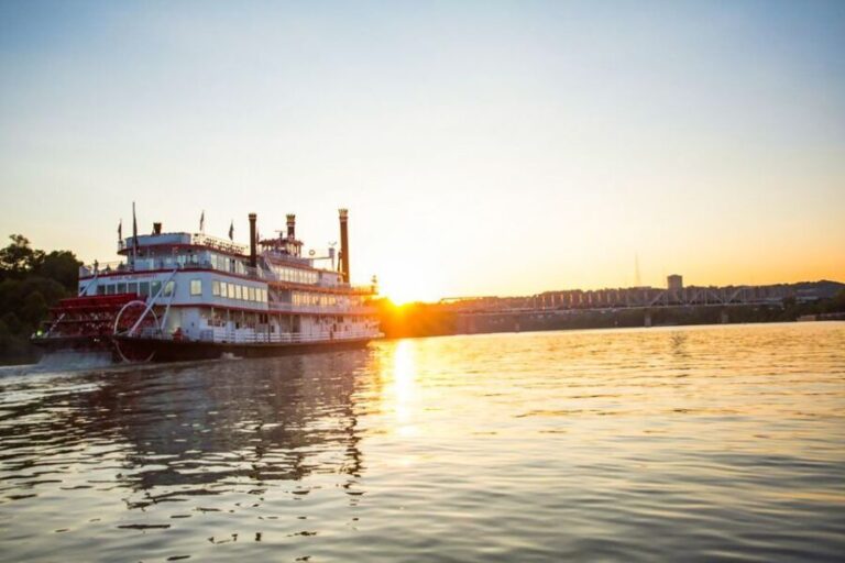 Cincinnati: Riverboat Cruise with Lunch and Entertainment - The Experience in Detail