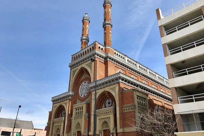 Cincinnati Scavenger Hunt Walking Tour and Game - The Sights in Detail