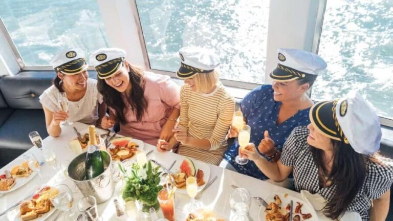 City Cruises Chicago: Lake Michigan Lunch or Dinner Cruise - The Details
