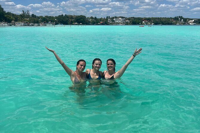 Collective tour of the Rapids of Bacalar in Pontoon - Who Will Love This Tour?