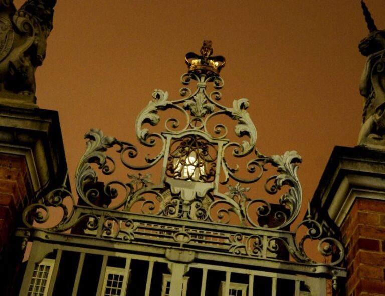 Colonial Ghosts: Ghostly Whispers of Williamsburg Ghost Tour - Practical Details & Tips