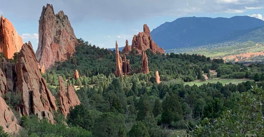 Colorado Springs: Garden of the Gods Luxury Jeep Tour - The Value of the Experience