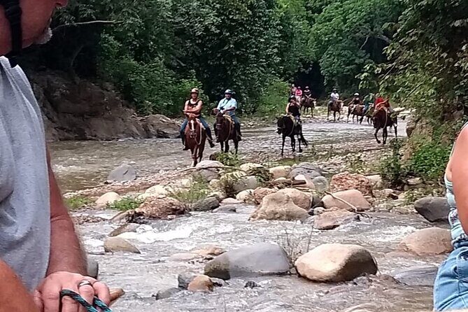 Combo Horse Back Riding and Zip Line in Vallarta - The Value of This Experience