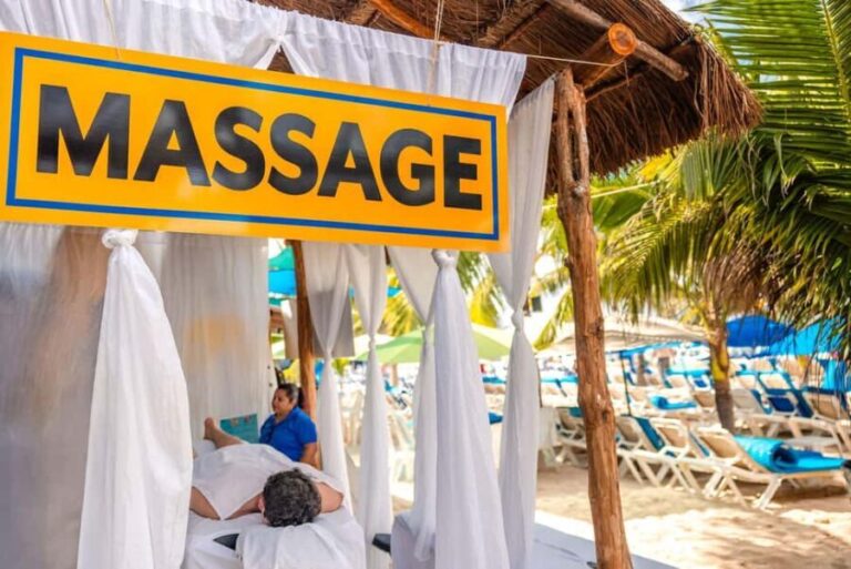 Cozumel: Best Beach Massage Experience + Beach - The Experience: Details and Atmosphere
