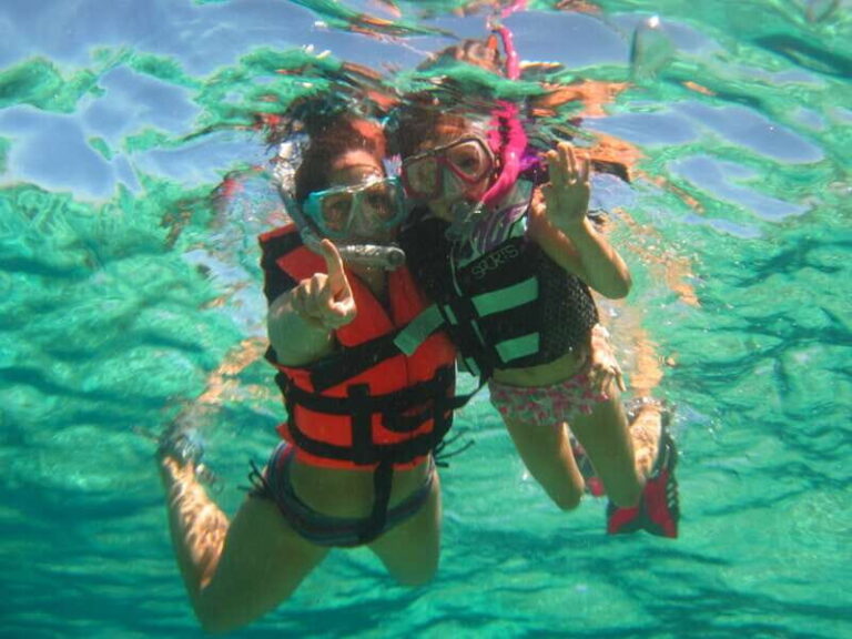 Cozumel: Official Chankanaab Park and Snorkeling with Lunch - Snorkeling Along the Reefs