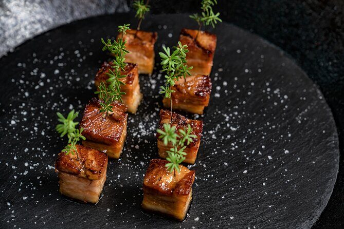 Cultural Experience & Seasonal Mori Cuisine at Te P T - Group Size and Duration